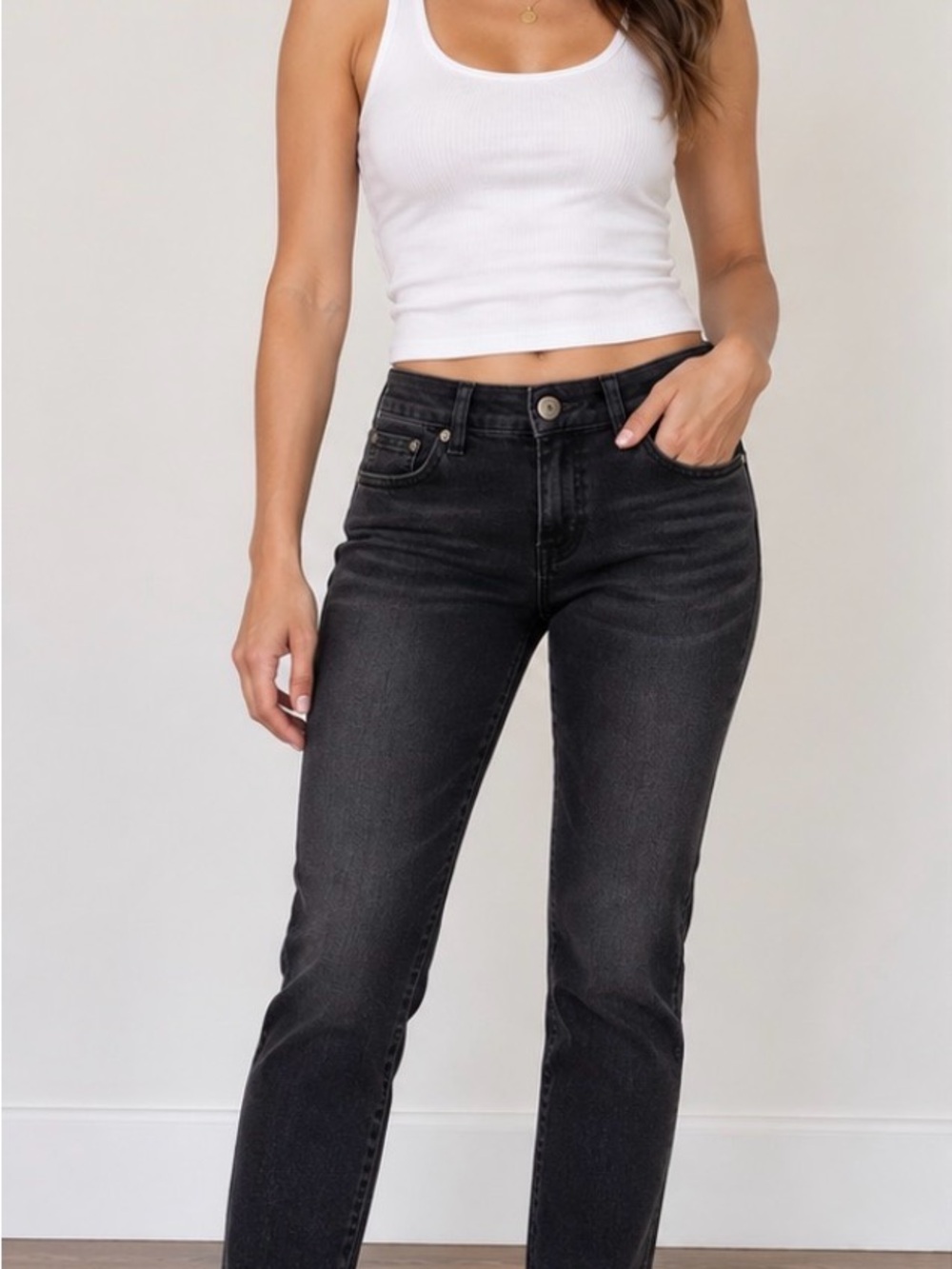GUESS Jeans Women’s 27 Black Stretch Slim Straight Ankle Y2K Denim